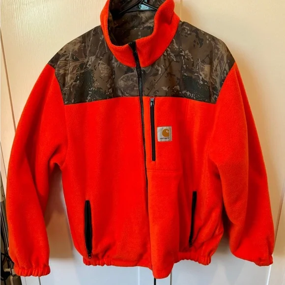 Carhartt WIP Men's Camouflage Jacket / Reversible